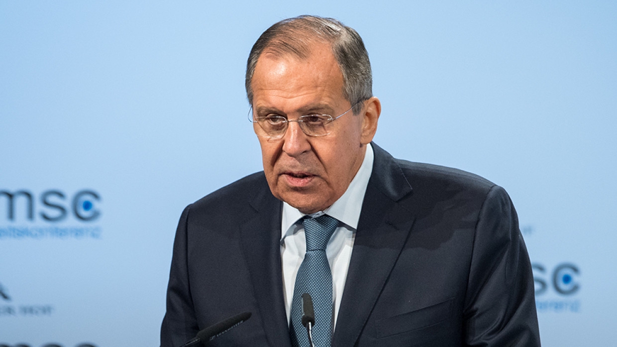 Слова Лаврова о безвизовом режиме взбудоражили экс-главу МИД Польши