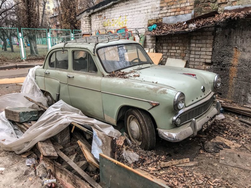 "Москвич-407" в оригинале: жертва сноса гаражей Марки и модели,Москвич-407,ремонт автомобилей,ретро