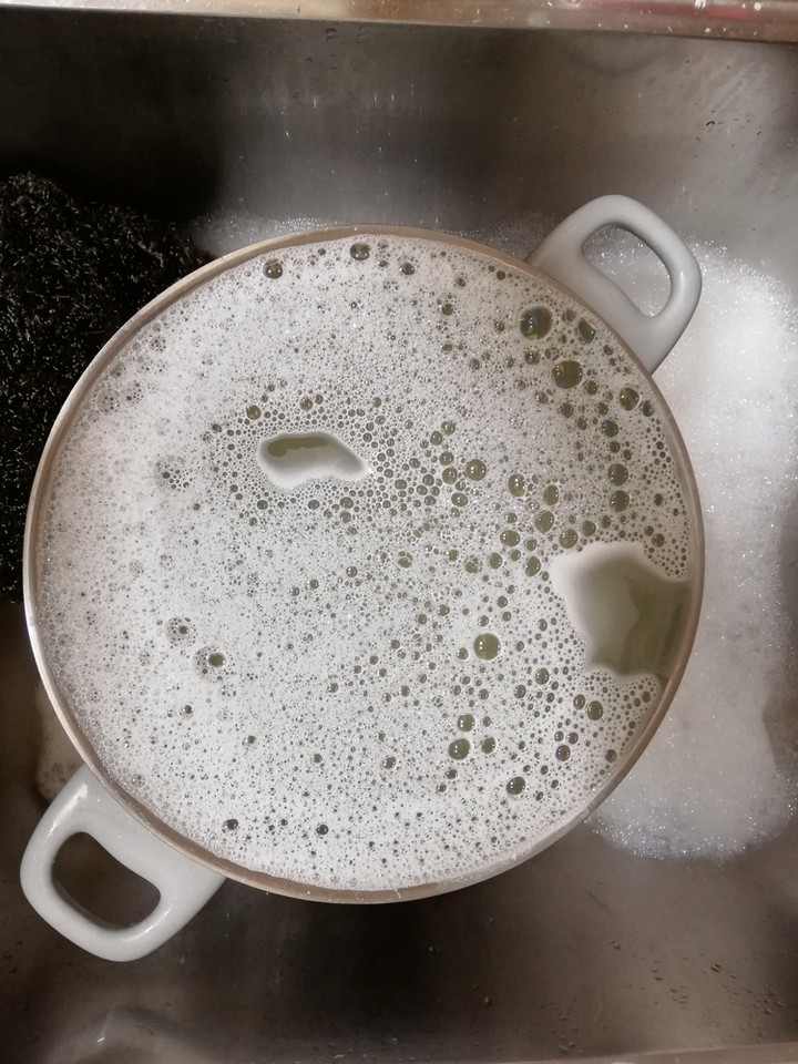 Как спасти пригоревшую кастрюлю? Простые и эффективные домашние способы кухня