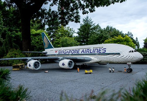 Удивительные LEGO-скульптуры, глядя на которые так и хочется достать свой конструктор и начать строить Удивительные LEGO-скульптуры, глядя на которые так и хочется достать свой конструктор и начать строить