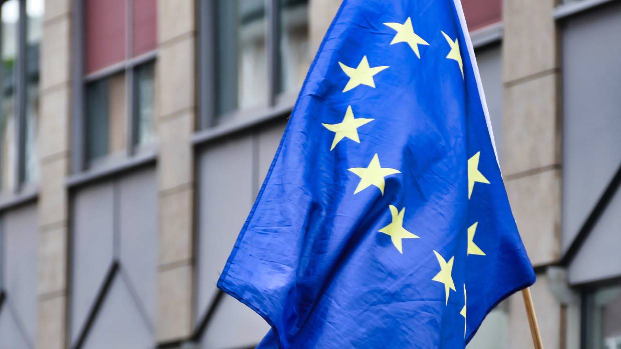 Посол России во Франции Мешков: Москва рассчитывает улучшить отношения с Брюсселем