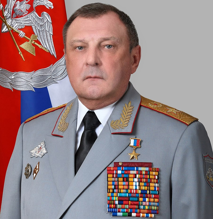 ТРЕЩАЛО НЕ ТОЛЬКО ЗА УШАМИ: ГЕНЕРАЛ, КОТОРЫЙ "СЪЕЛ" ПАЙКИ РУССКОЙ АРМИИ ТРЕЩАЛО НЕ ТОЛЬКО ЗА УШАМИ: ГЕНЕРАЛ, КОТОРЫЙ "СЪЕЛ" ПАЙКИ РУССКОЙ АРМИИ армия,россия