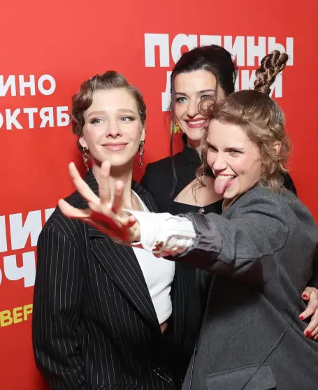 Елизавета Арзамасова, Анастасия Сиваева и Дарья Мельникова