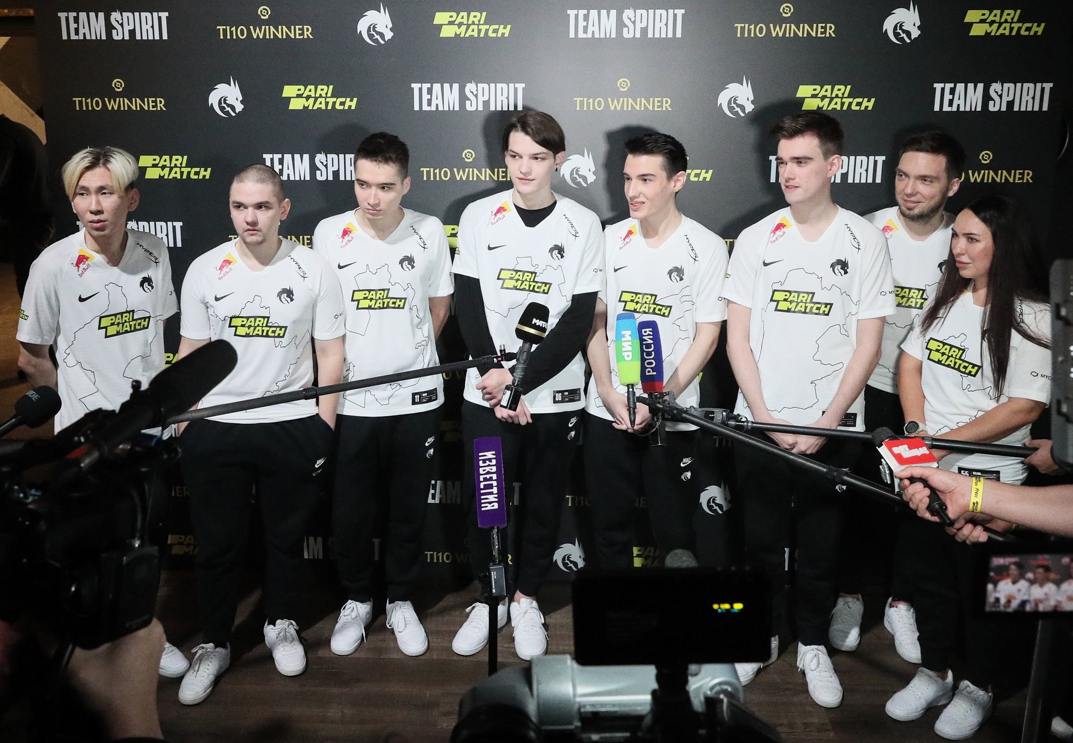 Team spirit турниры. Mira тим спирит. Team Spirit Dota 2 International состав. Команда тим спирит 2022. Игроки команды тим спирит.