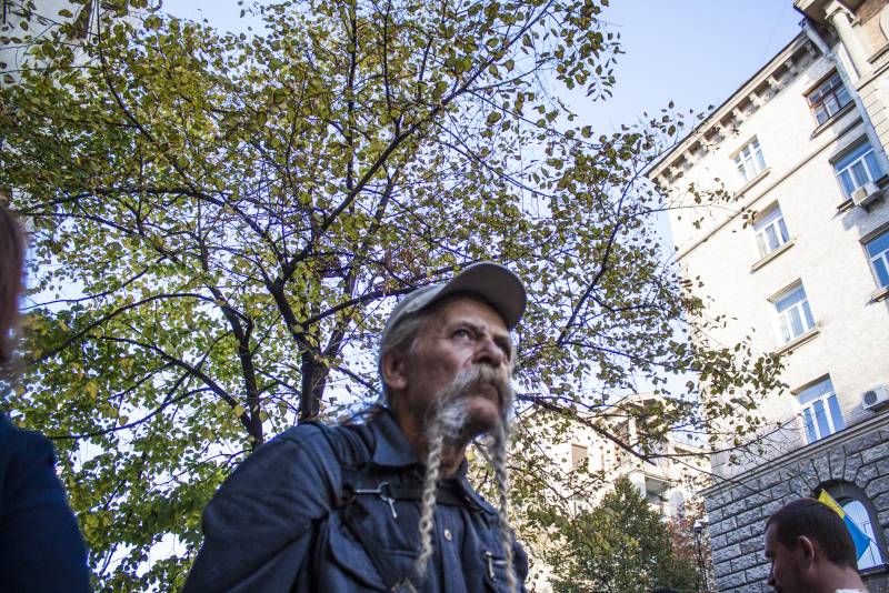 Репортаж Колорадского Таракана. День «Де», или Украденный Бессмертный полк украина