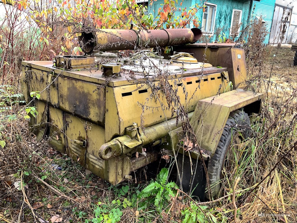 Военная передвижная полевая кухня КП-130, найденная в кустах