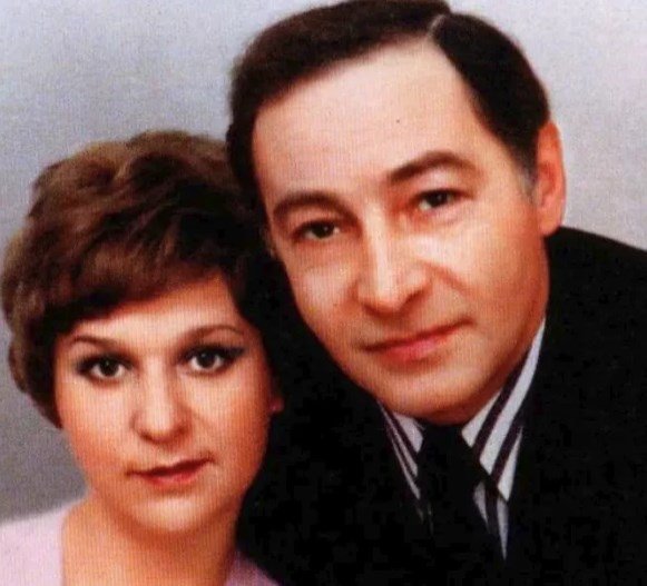 "Меня предала жена, а потом и дочь". 10 лет одиночества и нищеты легендарного "Штирлица" нашего кино "Меня предала жена, а потом и дочь". 10 лет одиночества и нищеты легендарного "Штирлица" нашего кино Жизнь,Истории,проблемы,семья
