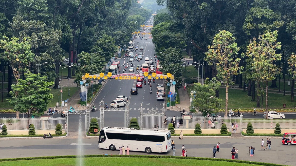 Делимся своим маршрутом и рассказываем, что посмотреть в крупнейшем городе Вьетнама за один день. Город Хошимин – это бывший Сайгон.-28-2