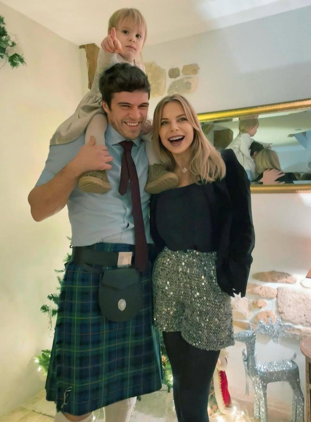 Измены, алкоголизм и позднее отцовство: как сложилась личная жизнь актеров фильма «О чем говорят мужчины» актер, актера, женой, дочерью, жизни, Ростислав, Ларин, говорят, время, второй, стали, Александр, развод, Барац, стала, вместе, фильме, будет, Рыжкова, Демидов