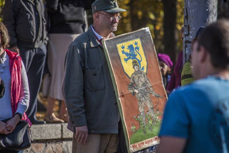 Репортаж Колорадского Таракана. День «Де», или Украденный Бессмертный полк украина