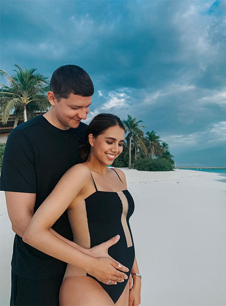 Маргарита Мамун и Александр Сухоруков впервые стали родителями Маргарита Мамун и Александр Сухоруков впервые стали родителями Дети,Беременные звезды