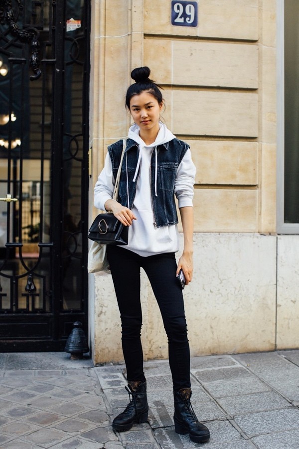 Как носить сумку через плечо аксессуары,мода и красота,модные тенденции,одежда и аксессуары