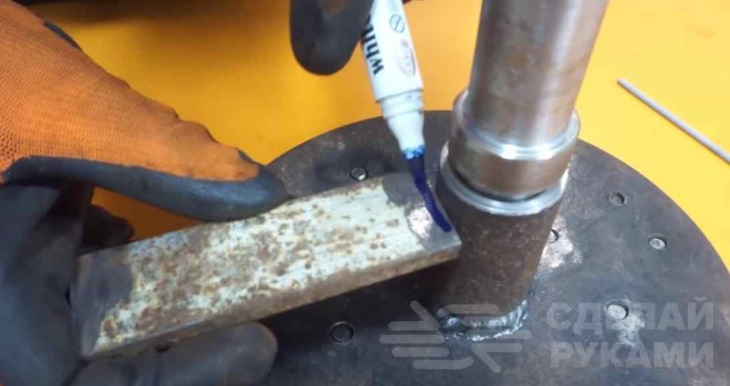 Гибочный станок для холодной ковки фигурных элементов Гибочный станок для холодной ковки фигурных элементов