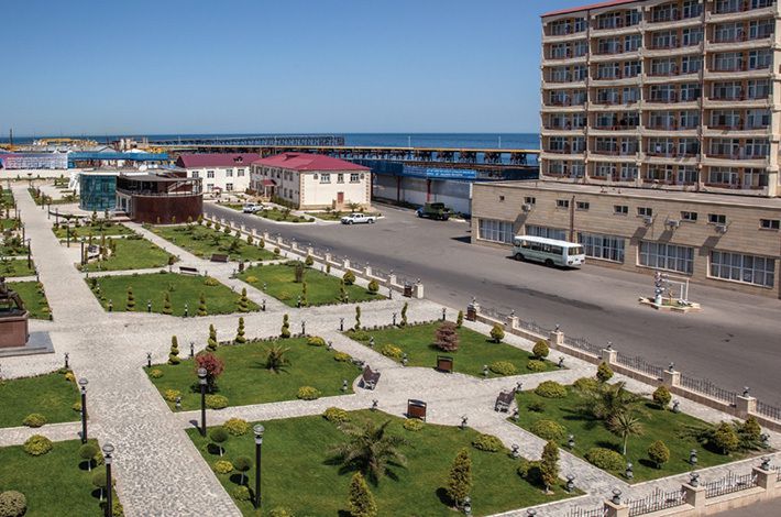 посёлок, Нефтяные Камни, история, интересное