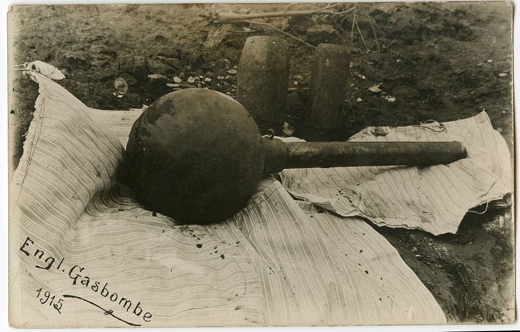 Газовая бомба, 1915.