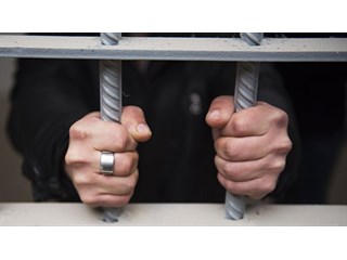 Работорговцы против инквизиторов     Ростислав Ищенко