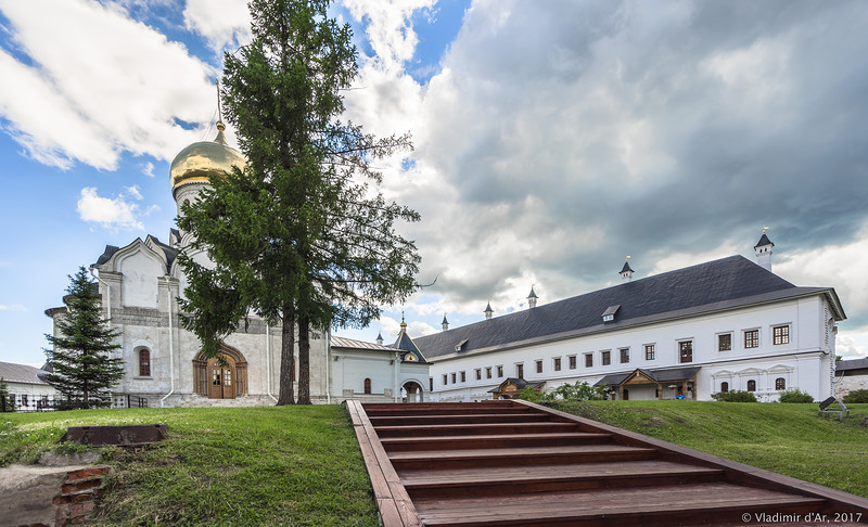 Саввино-Сторожеский монастырь