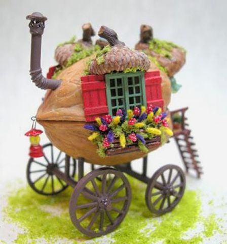 Скорлупа грецкого ореха - прекрасный материал для творчества!