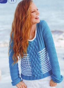 Голубая кофта вязаная спицами