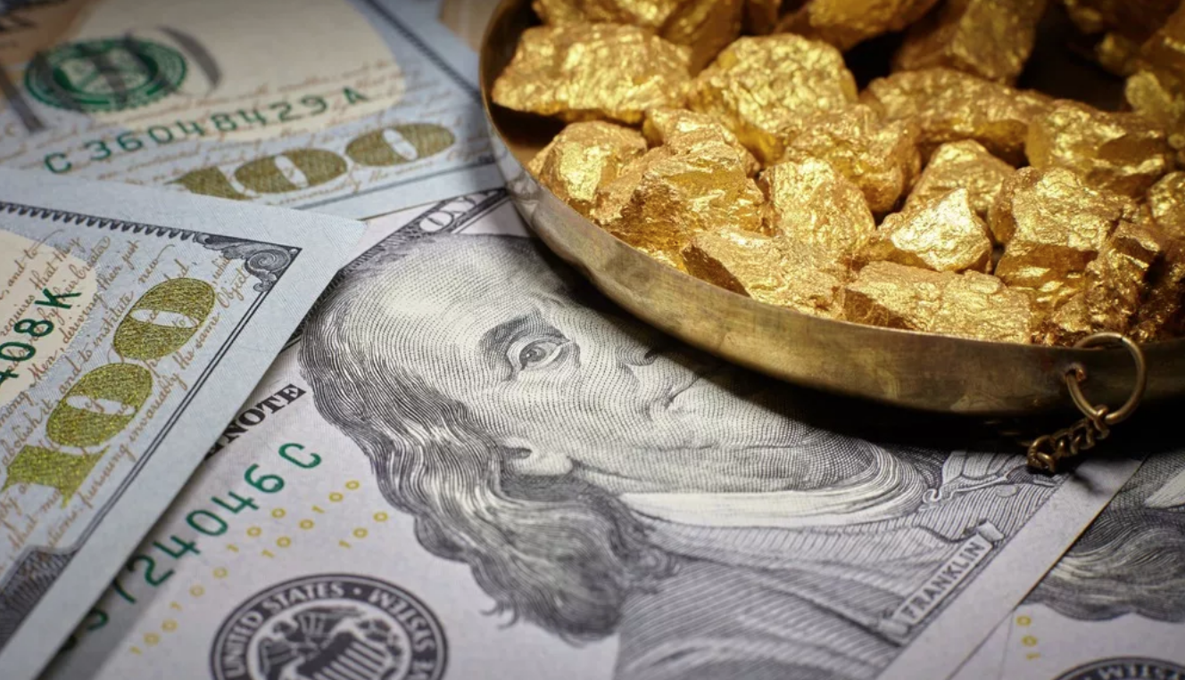 1000 золота в долларах. Деньги золото. Золотой стандарт доллара. Золото и доллары. Золото долларовый стандарт.