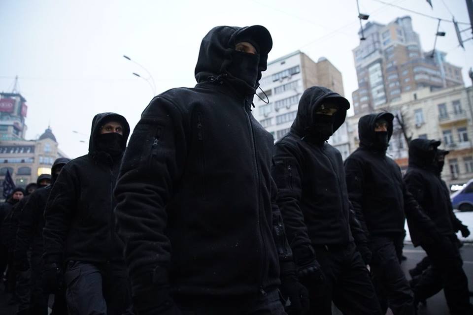 На Буковине вооруженная банда бывших боевиков «АТО» ограбила местного судью