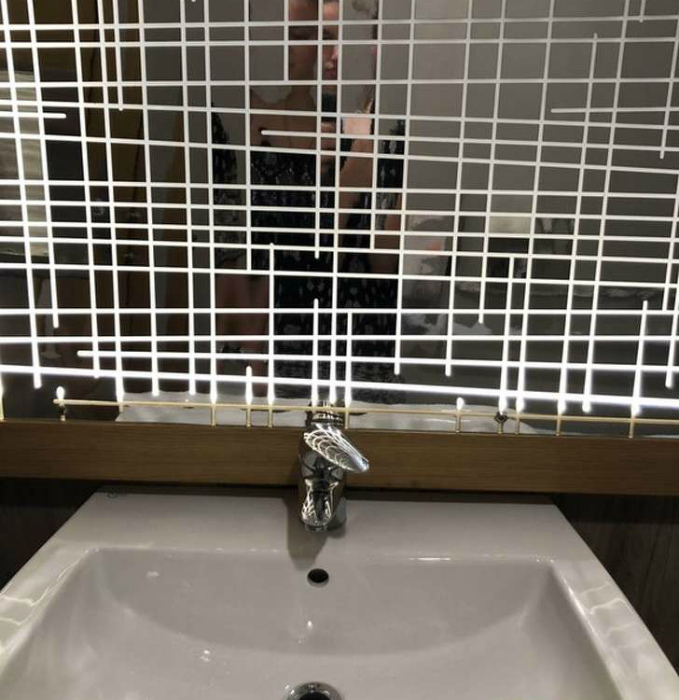 17 странных туалетных комнат, которые невозможно забыть, однако туда не захочется возвращаться 17 странных туалетных комнат, которые невозможно забыть, однако туда не захочется возвращаться дизайн