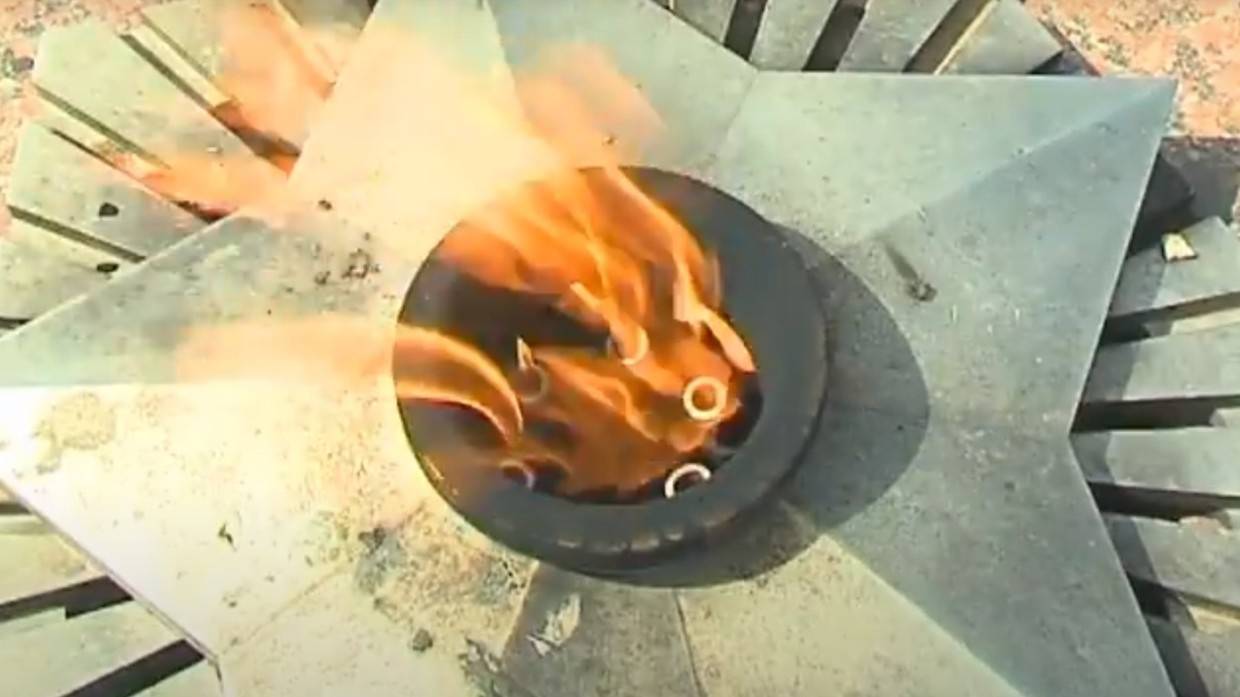 Специалисты «Мосгаза» провели профилактику Вечного огня перед Днем защитника Отечества