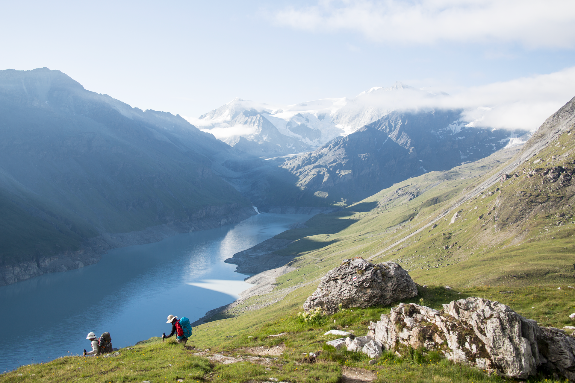 Пешком по Альпам: Haute Route Пешком по Альпам: Haute Route высоты, мСпуск, кмНабор, можно, проходит, перевал, также, через, маршрута, время, Cabane, начинается, Кроме, этого, является, открывается, озеро, Glacier, всего, Швейцарии