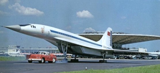 Дебютный показ Ту-144, аэродромный тягач МАЗ-541, 1972 год СССР, детство, ностальгия, подборка