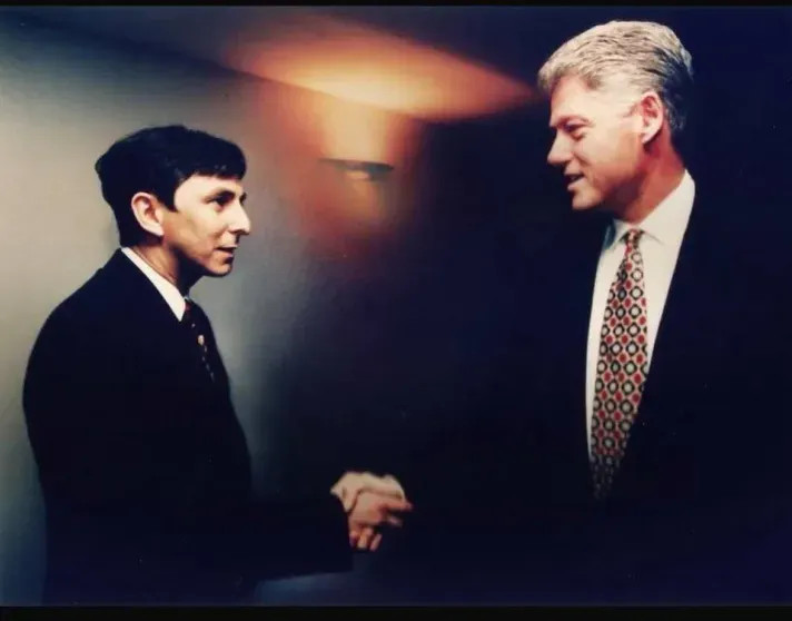 Дочь Умара Джабраилова заявила, что её отца убили из-за связей с миллиардером-педофилом Джеффри Эпштейном instagram (инстаграм),социальная сеть,александр дайчев,альвина джабраилова,вильям клинтон,Вячеслав Дайчев,г,Москва [1405113],данат джабраилова,Джеффри Эпштейн,Ксения Собчак,министерство юстиции (минюст),сша,московский музей современного искусства,город москва,респ,Чеченская [245026],Умар Джабраилов