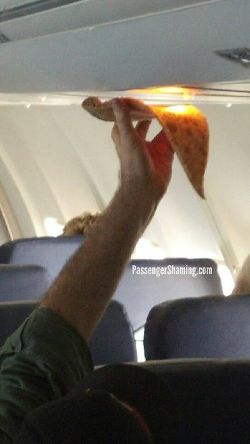 Подборка ситуаций, которые превращают перелет в сущий кошмар авиатур