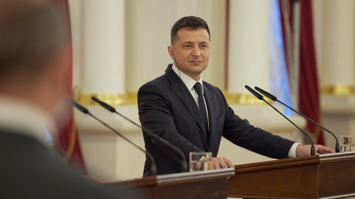 Киселев усомнился в самостоятельном правлении Зеленского на Украине