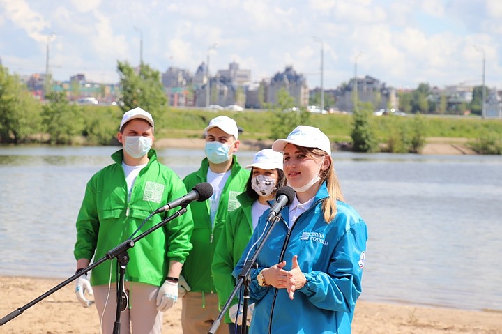 Волонтёры Минприроды пригласили Президента к участию в акции «Вода России»