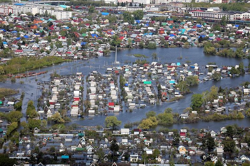 Вода пришла паводок, стихия