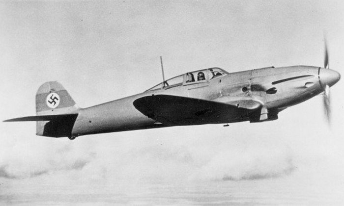 He 112 в полете./фото: warhistoryonline.com