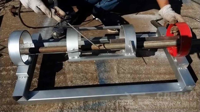 Простое приспособление, которое облегчит сварку металла