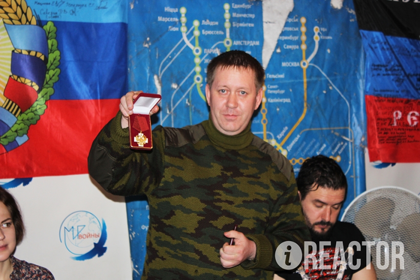 В Петербург привезли любимую папаху Моторолы, жестоко убитого в Донецке