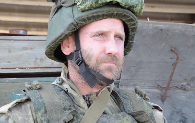 офицер НАТО Паскаль