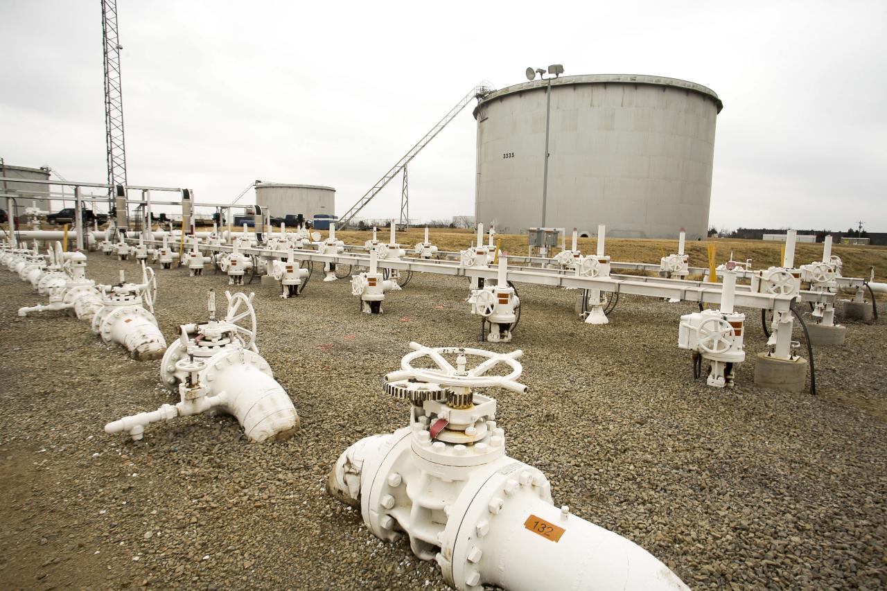 Чужой баррель: зачем США собираются хранить у себя нефть других стран