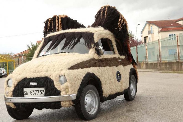 Самые причудливые мировые рекорды в области автомобилестроения 