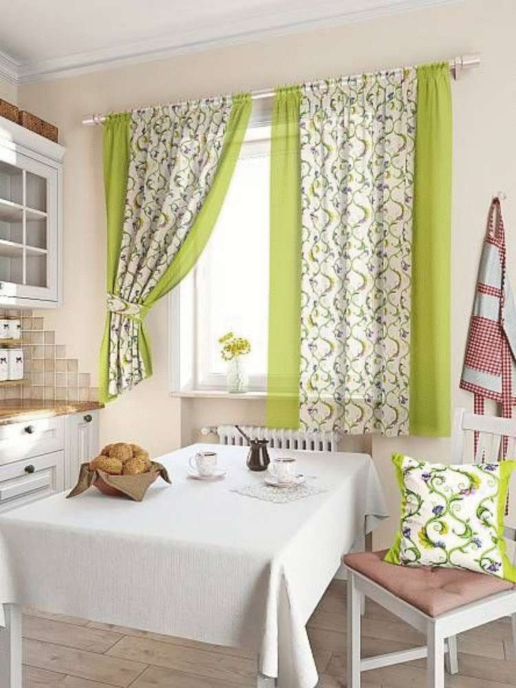 20 чудесных идей, как украсить окно на кухне шторами 
