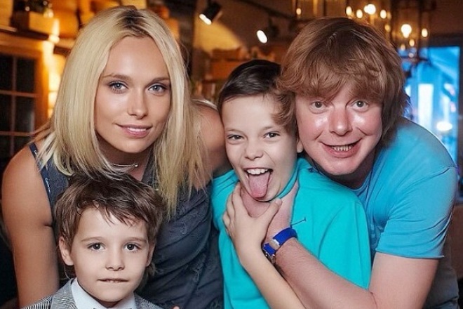 Брошенный Григорьев-Апполонов публично обратился к экс-жене