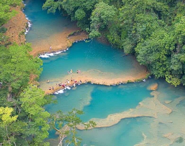 Чудо природы: 5 самых потрясающих каскадных водопадов планеты Водопад, водопад, место, Расположен, несколько, водой, сотни, Семук, Чампей, дракона, желтого, каскада, водоемами, водопады, достопримечательностей, берегу, изолированным, Среди, природных, занимает