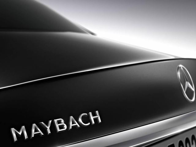 Mercedes приоткрыл внешность роскошного Maybach S600