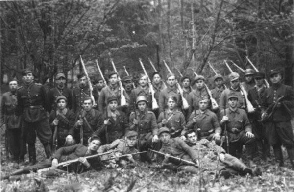 Советские репрессии в отношении нацистских пособников: милость к падшим история