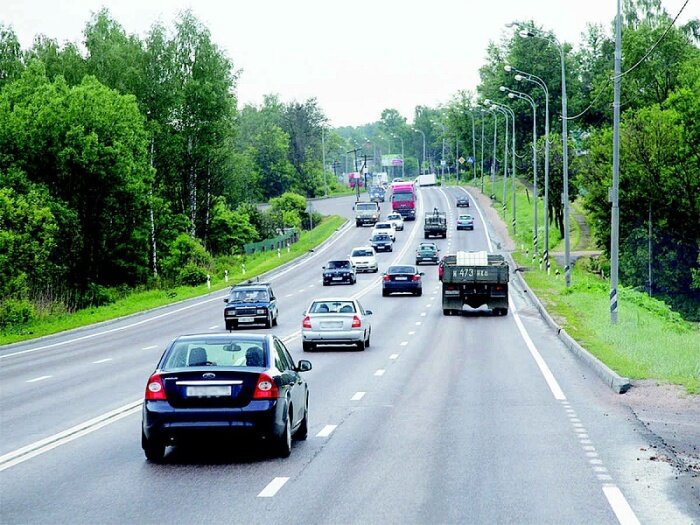 На какой скорости автомобиля минимальный расход топлива?