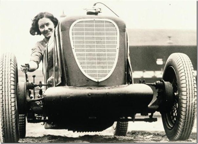 910