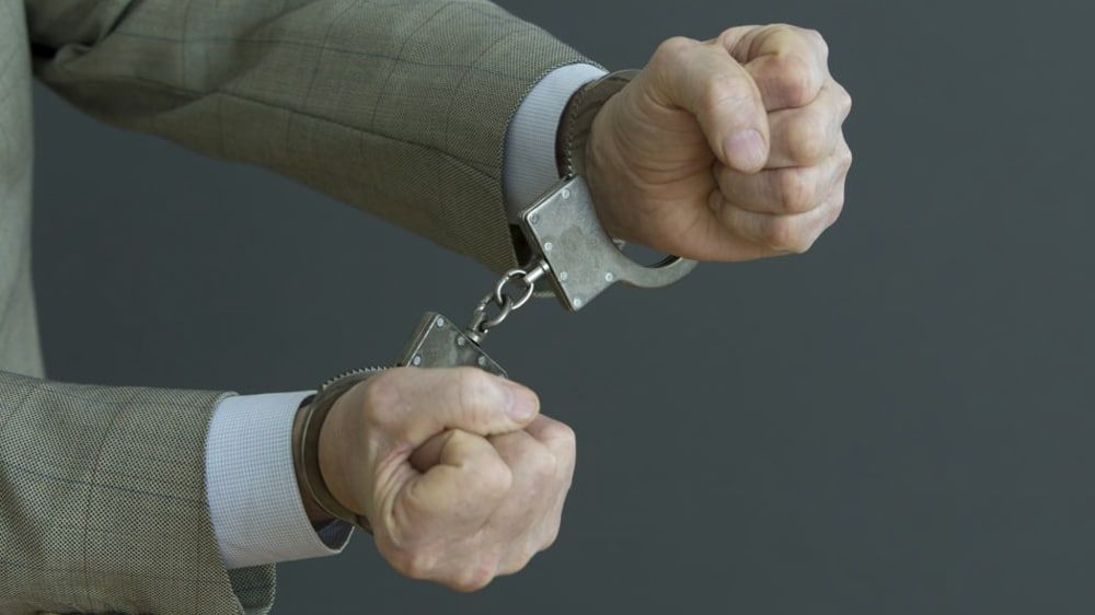 Обвиняемого в убийстве и других преступлениях мужчину экстрадировали из Молдовы в РФ