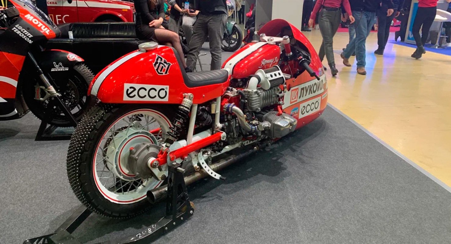 Специалисты мастерской Fine Custom Mechanics представили мотоцикл Bonny 3W на выставке «Поехали 2021»