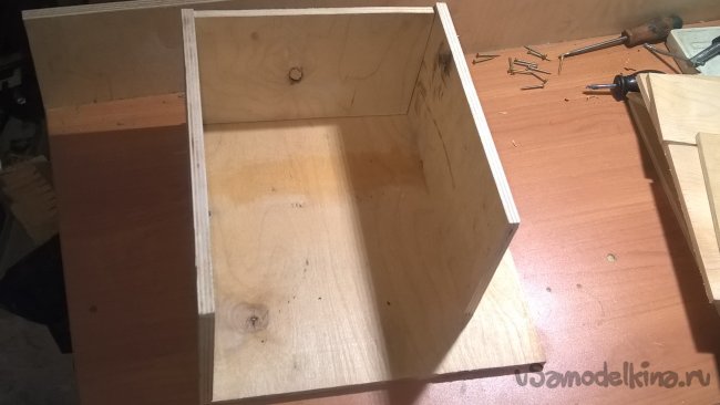 Двухэтажный скворечник в стиле люкс Двухэтажный скворечник в стиле люкс кормушка своими руками